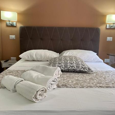 Ciu Ciu Home Suite Палермо Екстериор снимка