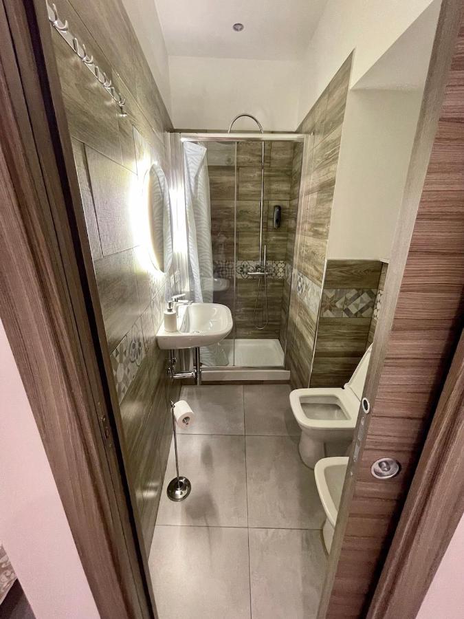 Ciu Ciu Home Suite Палермо Екстериор снимка