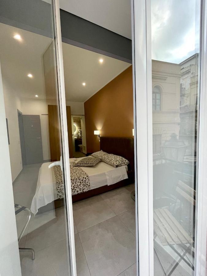 Ciu Ciu Home Suite Палермо Екстериор снимка